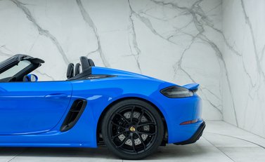 Porsche 718 SPYDER 39