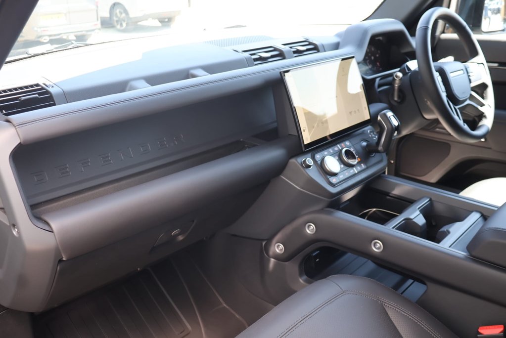 Land Rover Defender 110 HARD TOP X-DYNAMIC HSE GENUINE REAR SEAT CONVERSION  SEEKER STYLED  13