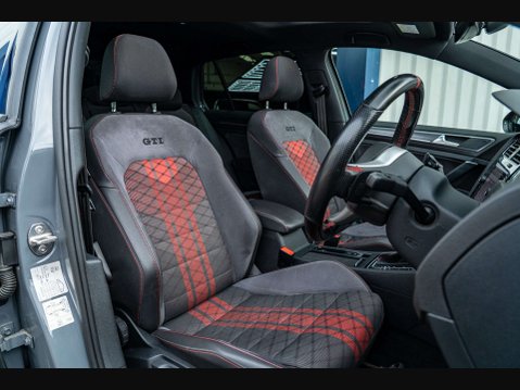 Volkswagen Golf 2.0 Golf GTi TCR Semi-Auto 5dr 10
