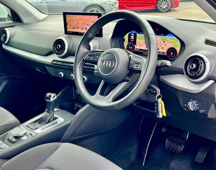 Audi Q2 1.5 Q2 Sport 35 TFSI Semi-Auto 5dr 17