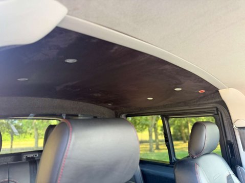 Volkswagen Transporter 2.0 Transporter T32 Sportline Black Edition TDI Semi-Auto 52