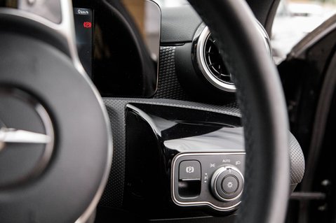 Mercedes-Benz A Class A 180 SPORT 17