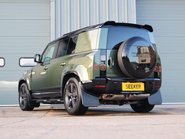 Land Rover Defender 110 2026    HARD TOP X-DYNAMIC 350 HSE seeker styled genuine rear seat fitted 4