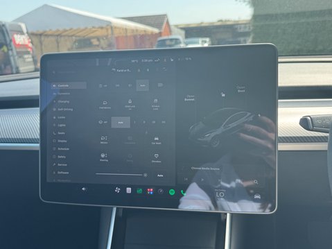 Tesla Model 3 (Dual Motor) Long Range Saloon 4dr Electric Auto 4WDE (346 ps) 20