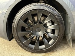 Tesla Model Y (Dual Motor) Long Range SUV 5dr Electric Auto 4WDE (384 bhp) 18