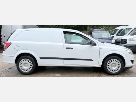 Vauxhall Astra 1.3 CDTi 16v Club Car Derived Van 3dr Diesel Manual (130 g/km, 89 bhp) 16
