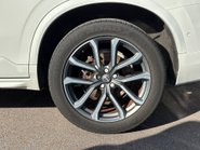 Volvo XC90 2.0 D5 Momentum SUV 5dr Diesel Geartronic 4WD Euro 6 (s/s) (225 ps) 10