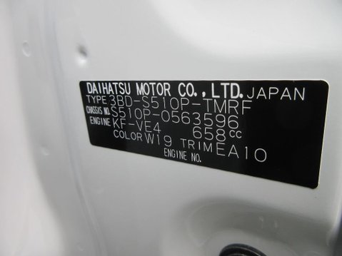 Daihatsu Hijet 4WD MANUAL 660cc KEI MINI TRUCK DELIVERY MILEAGE 19