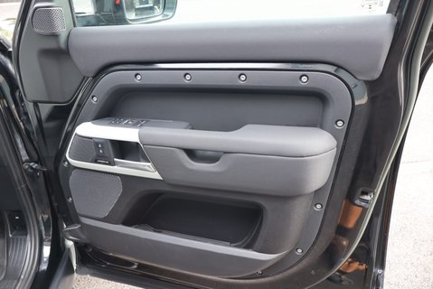 Land Rover Defender 110 HARD TOP SE MHEV styled by seeker PRICE MATCH OFFER  15