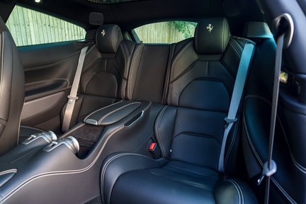 Ferrari GTC4 Lusso T V8 26