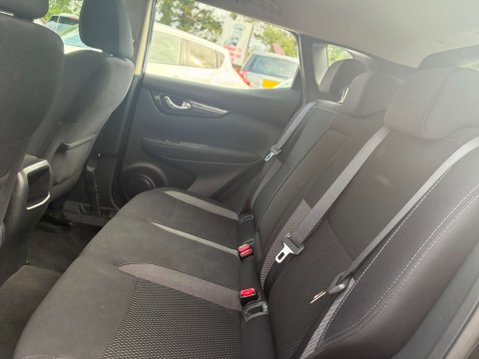 Nissan Qashqai 1.5 dCi Acenta 14