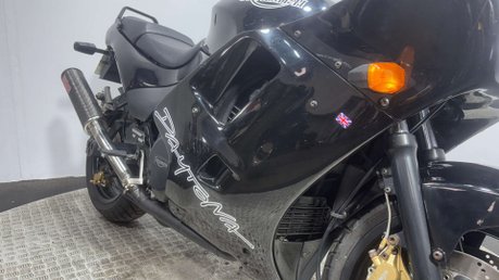 Triumph Daytona 900 1996 ONLY 23K PROJECT CLASSIC BIKE CLEAN AND COMPLETE 885CC 12