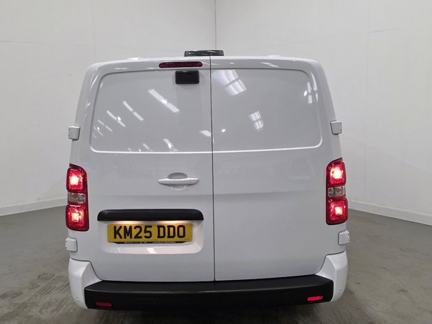Peugeot Expert PEUGEOT EXPERT L2 DIESEL 2.0 Blue HDi 145 Asphalt Van 7