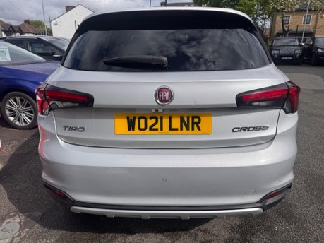 Fiat Tipo CROSS 6