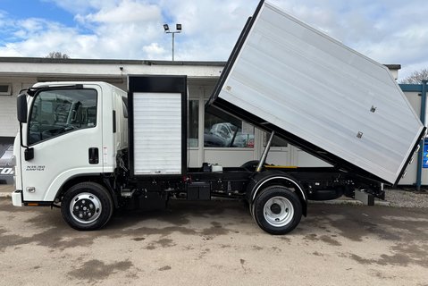 Isuzu Grafter N35.150 Toolbox Arbor Tipper Truck - Barn Doors / Lift Up Roof 7