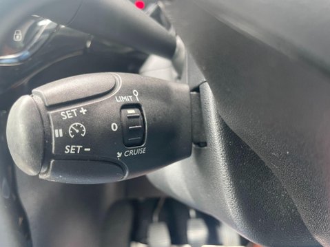 Citroen DS3 1.6 e-HDi DStyle Euro 5 (s/s) 3dr 19