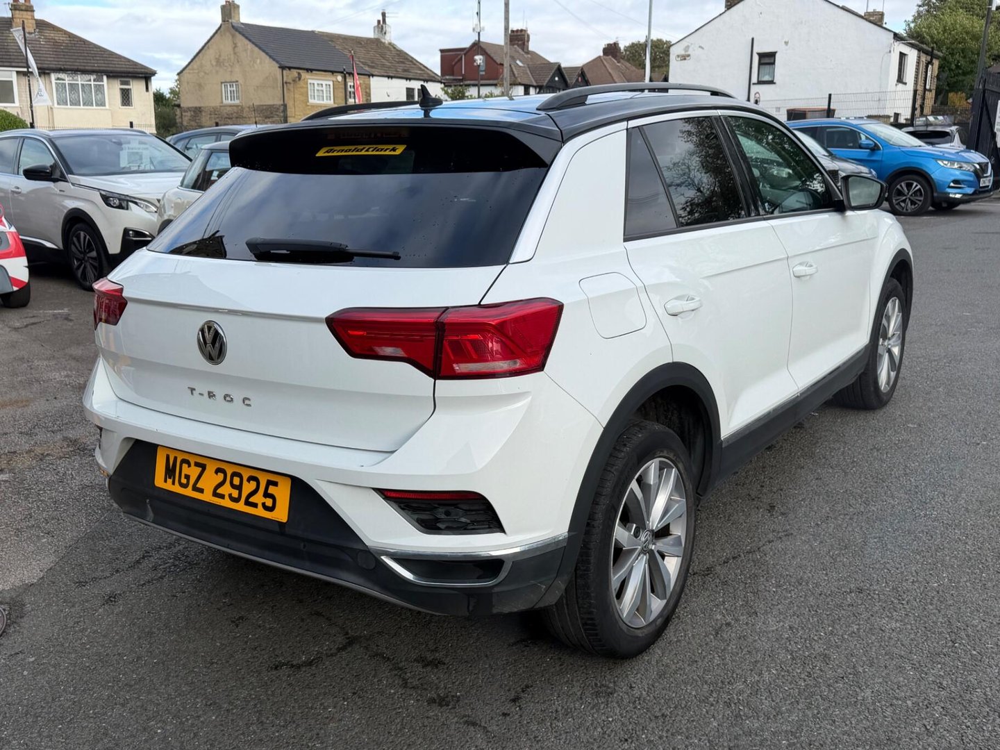 2019 Volkswagen T-Roc — image 3