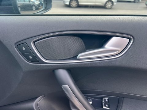 Audi A1 1.0 TFSI Sport Euro 6 (s/s) 3dr 32