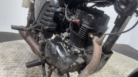 Hanway Raw 2018 22K CAFE RACER PROJECT BIKE SPARES OR REPAIR 125CC LEARNER BIKE 24