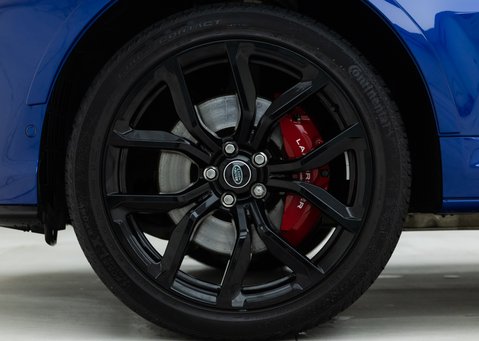 Land Rover Range Rover Sport SVR Carbon Edition 