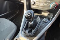 Ford Focus ZETEC 125BHP…1 PREVIOUS OWNER.. 8 MAIN DEALER SERVICES.. SAT NAV..BLUETOOTH 18