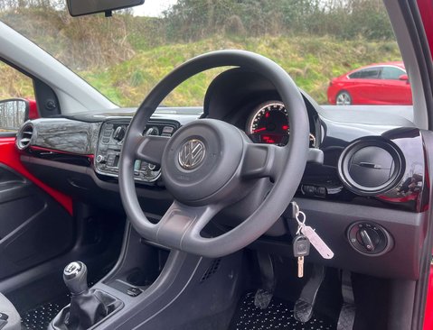 Volkswagen Up 1.0 Move Up 3dr 19