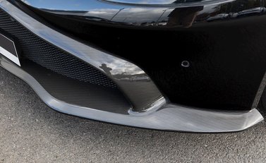 Aston Martin V8 Vantage 25