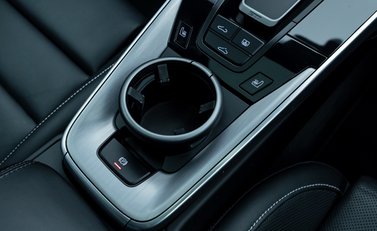 Porsche 911 Turbo S (992) 25