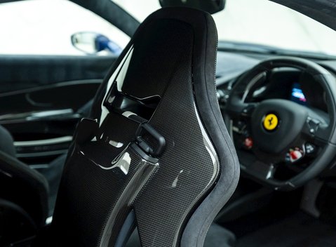 Ferrari 488 Pista 12