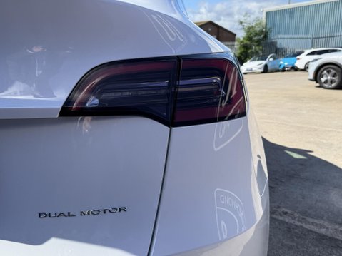 Tesla Model Y (Dual Motor) Long Range SUV 5dr Electric Auto 4WDE (384 bhp) 19