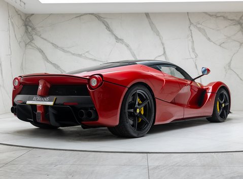 Ferrari LaFerrari 6