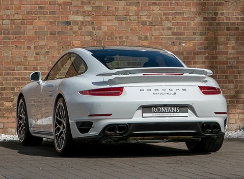 Porsche 911 (991) Turbo S 3
