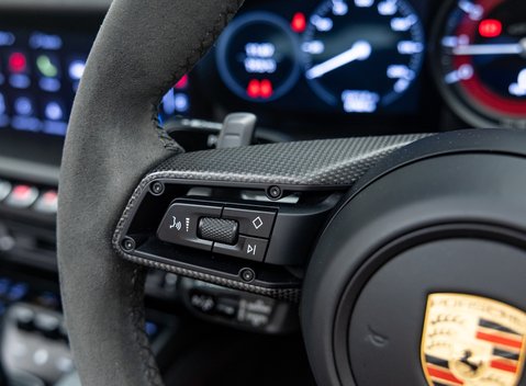 Porsche 911 Targa 4 GTS (992) 34