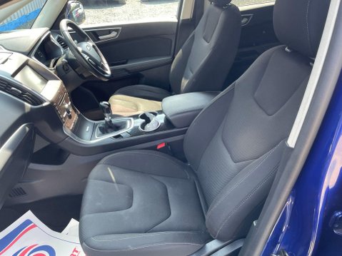 Ford S-Max 2.0 TDCi Titanium Euro 6 (s/s) 5dr 32