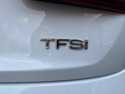Audi Q3 TFSI S LINE EDITION 17