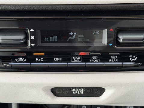 Suzuki Swift 1.2 Mild Hybrid Motion 5dr 28