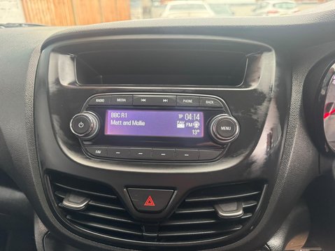 Vauxhall Viva 1.0i SE Euro 6 5dr (a/c) 22