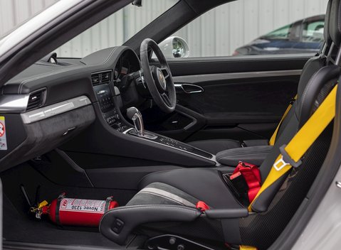 Porsche 911 GT3 (991.2) 15