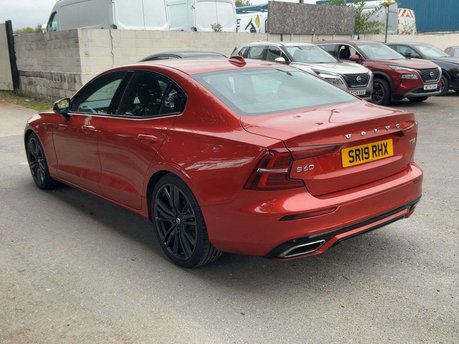 Volvo S60 2.0 S60 R-Design Edition T5 Auto 4dr 7