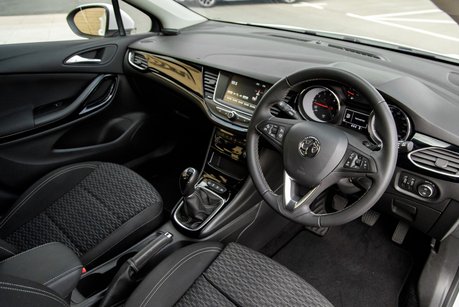 Vauxhall Astra SRI NAV S/S