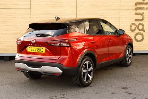 Nissan Qashqai DIG-T N-CONNECTA MHEV 2