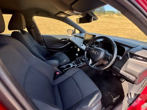 Toyota Corolla VVT-I DESIGN 16