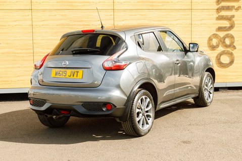 Nissan Juke TEKNA XTRONIC 2