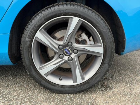 Volvo V40 2.0 D4 R-Design Euro 6 (s/s) 5dr 21