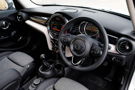 Mini Hatchback 1.5 Cooper II 5dr 