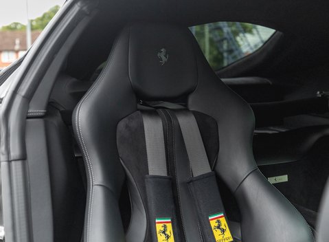 Ferrari 812 Superfast 13