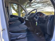 Citroen Relay 35 L3 140 ps BlueHdi Lo Loader Luton - Air Con 14