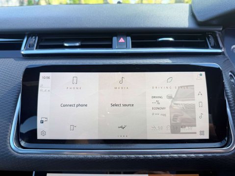 Land Rover Range Rover Velar 2.0 Range Rover Velar R-Dynamic SE D MHEV Auto 4WD 5dr 39