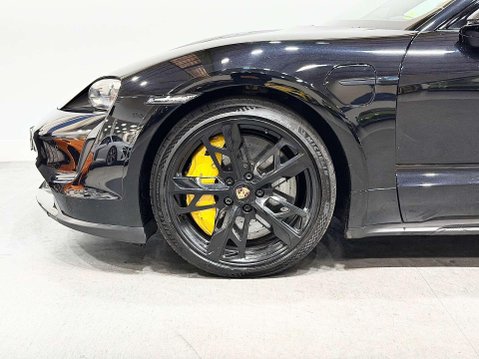 Porsche Taycan Performance Plus 93.4kWh Turbo S Cross Turismo 5dr Electric Auto 4WD (11kW 18