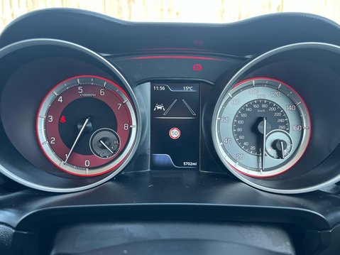Suzuki Swift SPORT BOOSTERJET MHEV 11